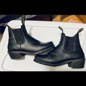Blundstone Black Heeled Boot Leather Size 7